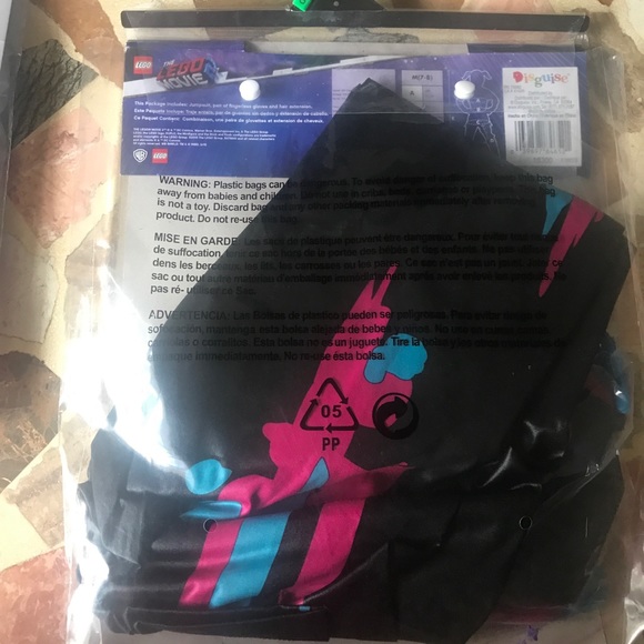 🎃 LEGO Movie Girls Jumpsuit Costume 🎃 - Picture 4 of 9